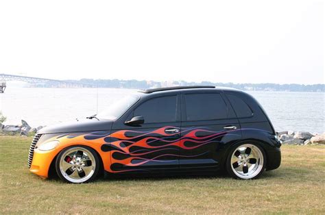 2002 CHRYSLER PT CRUISER CUSTOM 4 DOOR HARDTOP - Side Profile - 64138