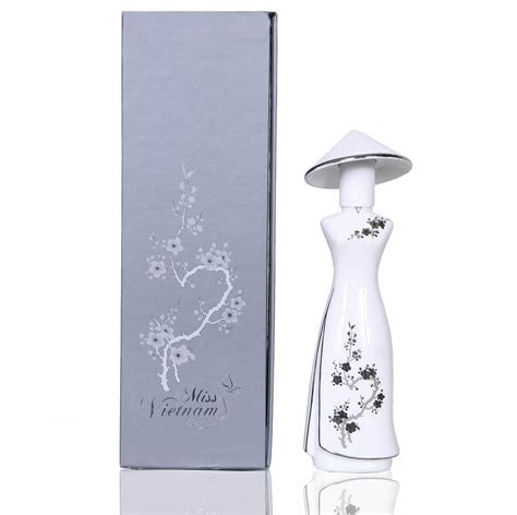 Miss Vietnam Saigon Saigon Cosmetics perfume - a fragrance for women