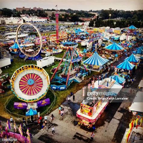 822 County Fair Games Stock Photos, High-Res Pictures, and Images - Getty Images