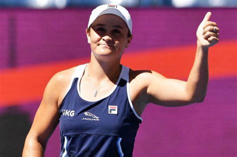 Ashleigh Barty Signs Up for Golf Exhibition Tournaments - gsport4girls