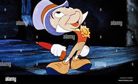 PINOCCHIO, Jiminy Cricket, 1940, © Walt Disney Co. / Courtesy: Everett ...