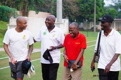 Ghana football legends meet Black Stars players ahead of Mozambique ...