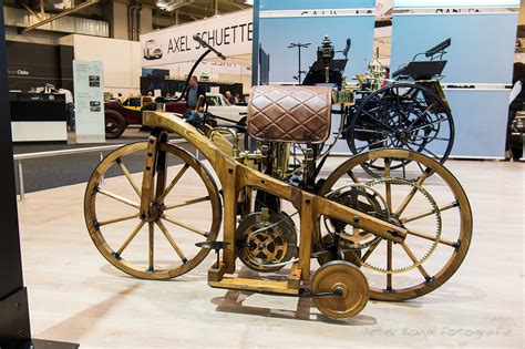 Daimler Reitwagen - 1886 | Replica € 113.050 264 cc 1 Cylind… | Flickr