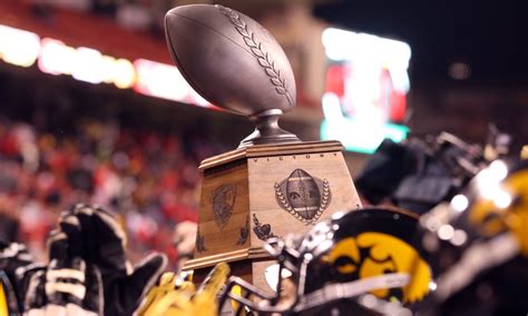 Iowa, Nebraska football’s citizen heroes set for rivalry game