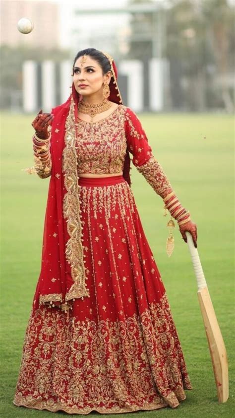 Kainat Imtiaz (Cricketer) Biography, Age, Height, Education, Career, Net Worth, Husband, Batting ...