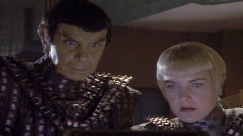 Sela is the daughter of Tasha Yar and her Romulan captor. | Star trek ...