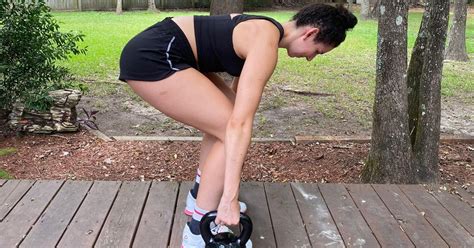 Squat mistakes: Fix your form for squats and other exercises - CNET