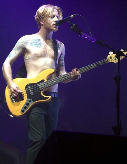 Saw this pic of James Johnston of Biffy Clyro and cannot believe how much like Andy he looks ...