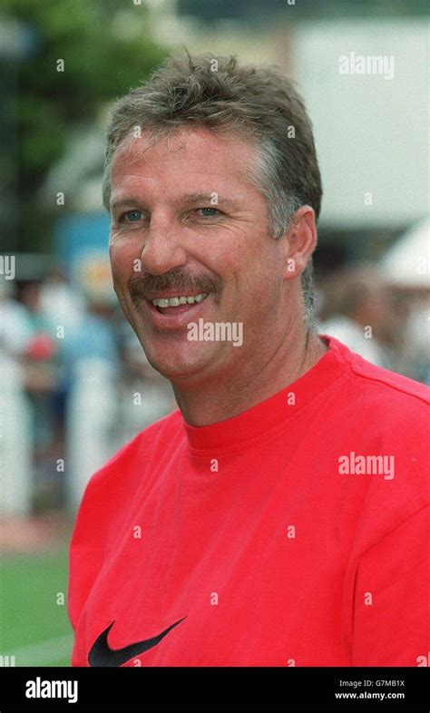 Cricket - Ian Botham Haircut Stock Photo - Alamy