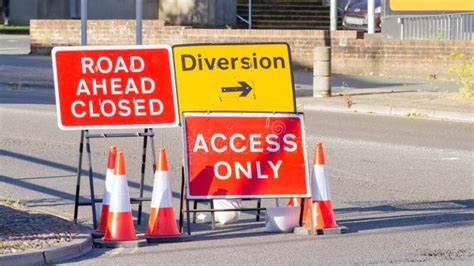 TRAFFIC DIVERSION SIGNS - Innovative Technical Supplies