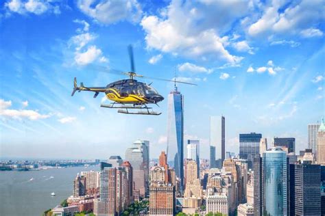 New York City: Manhattan Helicopter Tour | GetYourGuide