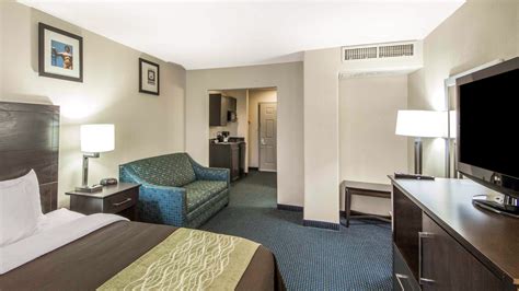 Discount Coupon for Comfort Inn Tulsa-Downtown West in Tulsa, Oklahoma - Save Money!