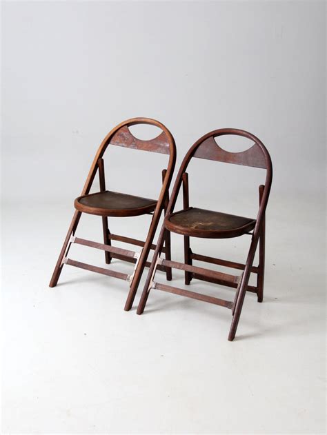 antique wooden folding chairs pair – 86 Vintage