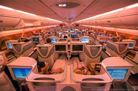 Dubai Emirates Airbus A380 | Emirates airline, Emirates airbus, Business class