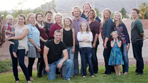 Sister Wives: Brown Family Member Announces ENGAGEMENT, Flaunts ...