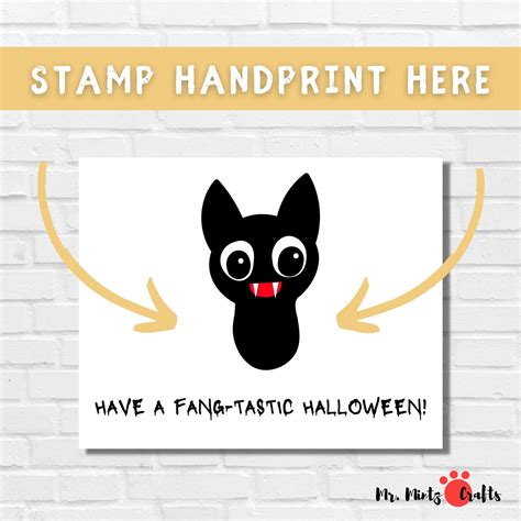 Halloween Bat Handprint Art | Halloween Craft | Teaching Resources