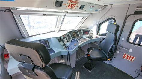 4,400hp from a 95-liter V-16: Here’s Amtrak’s Charger locomotive | Locomotive, Amtrak, Amtrak train