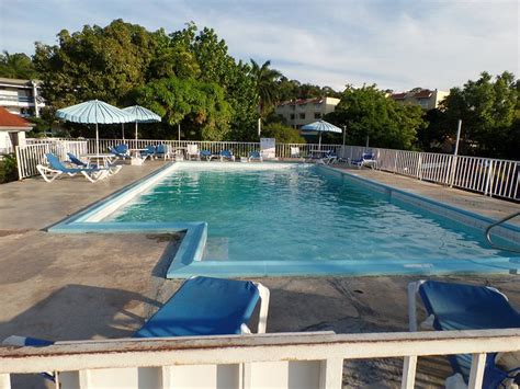 Montego Bay Club Resort Pool: Pictures & Reviews - Tripadvisor