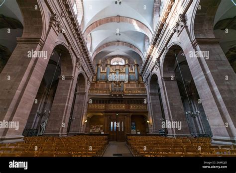 Indoors view of the Cathedral of Saint Christopher of Belfort, Belfort Cathedral Stock Photo - Alamy