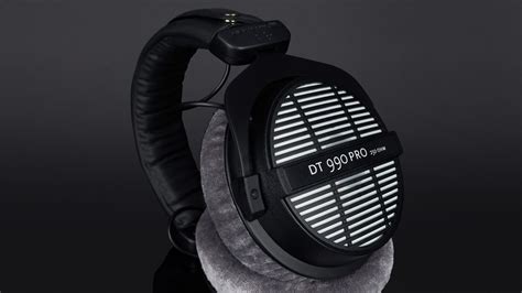 Beyerdynamic DT 990 Pro Review | headphonecheck.com