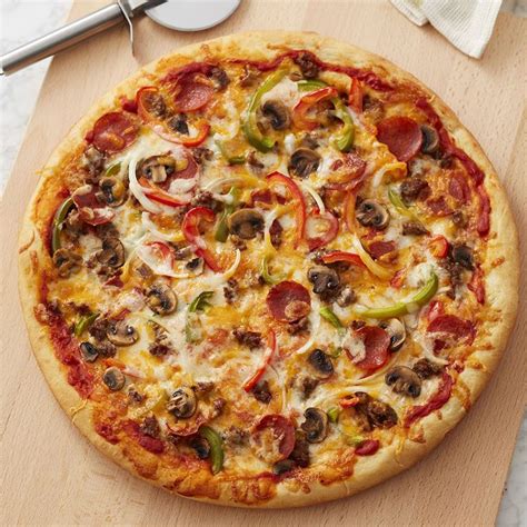 Supreme Pizza | Recipe | Pizza recipes homemade, Supreme pizza recipe, Supreme pizza