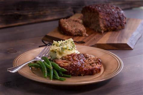 Beef and Bacon Meatloaf - Rachael Ray | Bacon meatloaf, Beef recipes ...