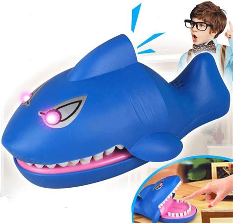 Amazon.com: Children's Adventure Toys Shark Funny Toy Sound Snapping ...