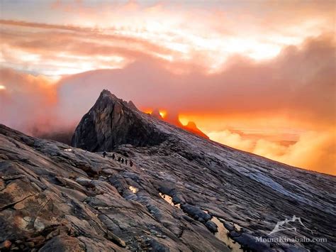 Photo Gallery | Majestic Mount Kinabalu, Sabah | Mount Kinabalu