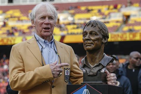 Hall of Fame NFL executive Bobby Beathard dies at 86 - Las Vegas Sun News