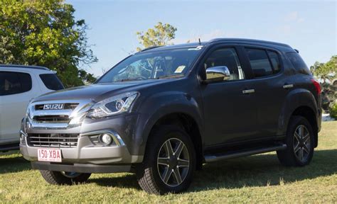 2017(2nd Half) Isuzu Mux (Facelift)