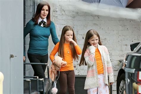 Lisa Marie Presley Twins Girls Photos -- With Priscilla Presley In ...