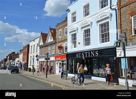 Upper High Street, Thame, Oxfordshire, England, United Kingdom Stock ...