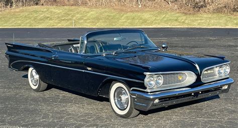 1959 Pontiac Catalina | Connors Motorcar Company