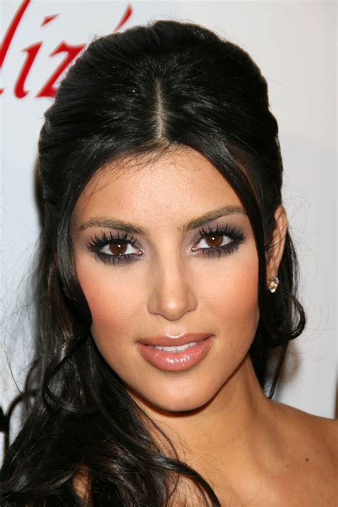 purple eye makeup kim kardashian | Kardashian eyes, Kim kardashian hair ...