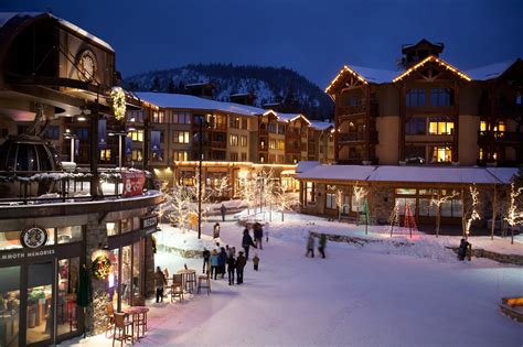 Mammoth Skiing & Snowboarding Resort Guide | evo