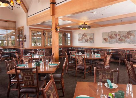 Old-Faithful-Snow-Lodge-Dining-Room | Yellowstone National Park Lodges