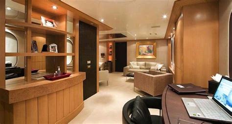 MERCURY - Interior – Luxury Yacht Browser | by CHARTERWORLD Superyacht Charter