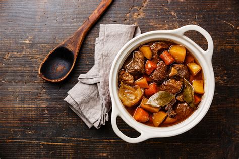 Slow Cooker Beef Hotpot