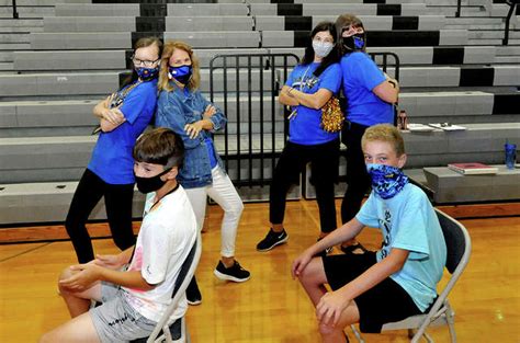 Liberty Middle School starts new year with sixth grade 'sorting ceremony'