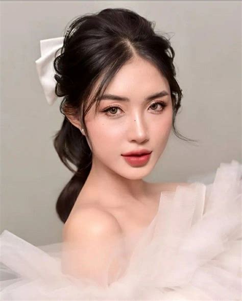 hairstyle long hair wedding | Kiểu tóc dự tiệc, Tóc và làm đẹp, Cô dâu