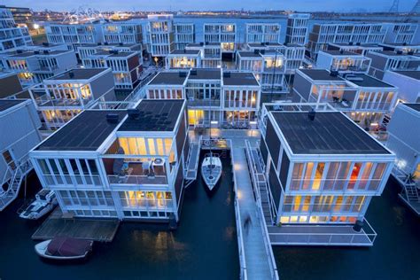 Waterbuurt is Amsterdam’s newest and Europe’s largest floating ...