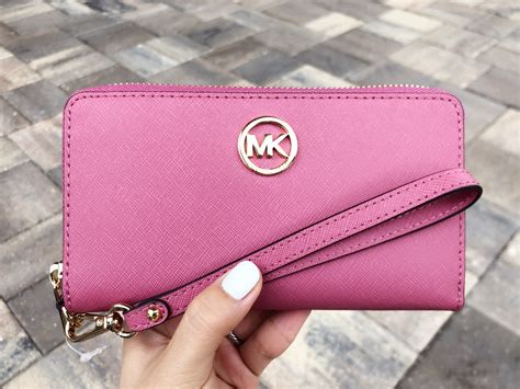 Michael Kors Jet Set Travel Wallet Phone Wristlet Tulip Pink ...