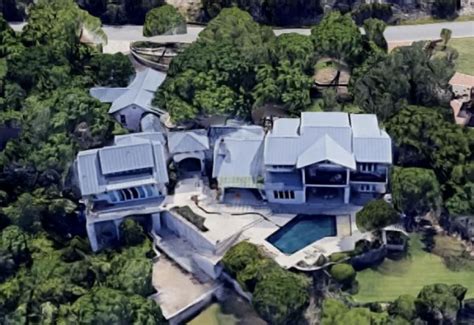 Richard Sackler House: Former Austin Dwelling - Certain Doubts