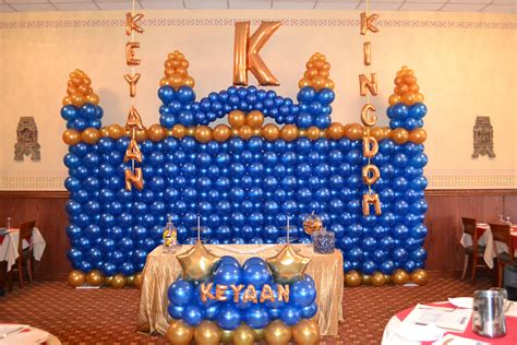 Kingdom Birthday party | Party balloons, Birthday party, Holiday decor