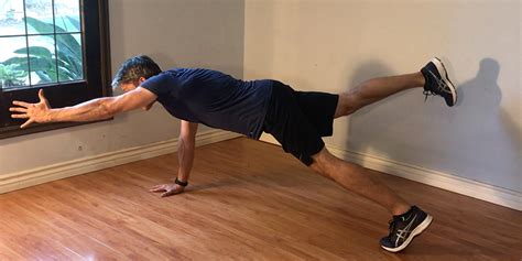 How to Do the Spiderman Plank: Technique & Benefits | BODi