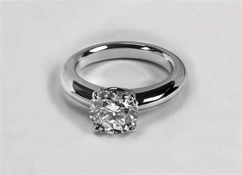 Platinum Round Solitaire 1.51 Carats Diamond Engagement Ring