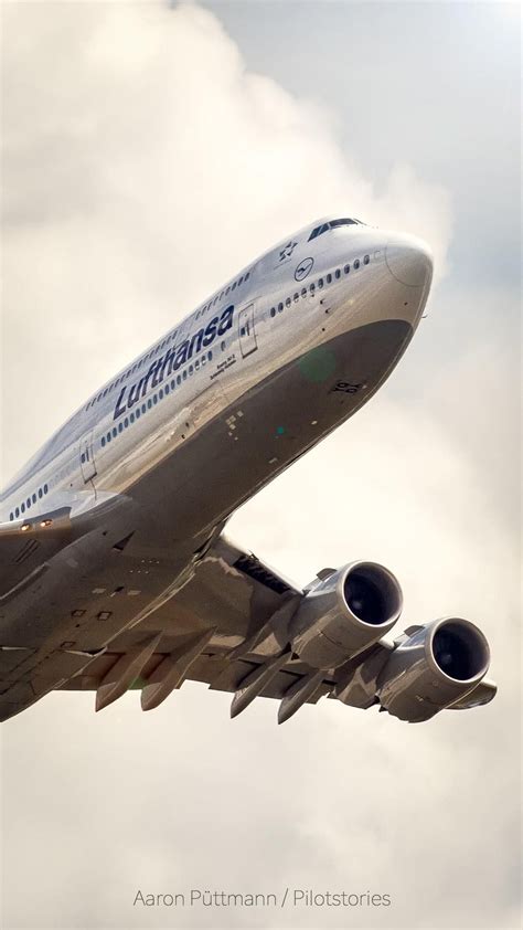 Boeing 747 Wallpaper Discover more Airliner, Boeing 747, Cargo Aircraft ...