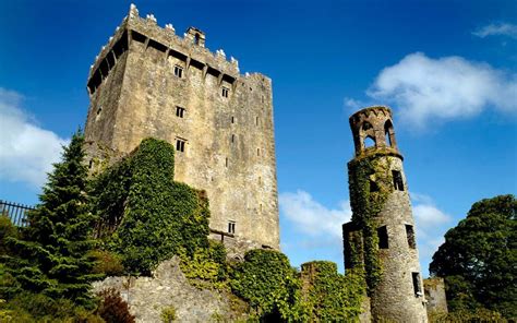 Blarney Castle facts and history of the Blarney Stone | IrishCentral.com