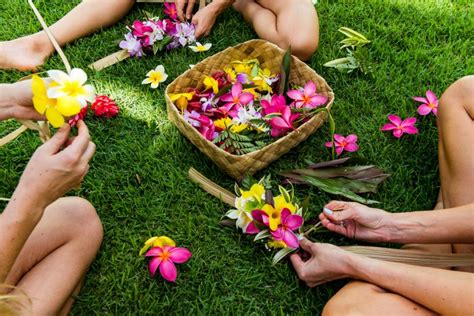 How These North Shore Locals Make the Most Beautiful Leis in Hawaii - Camille Styles