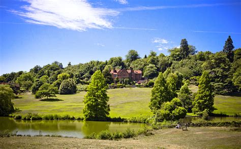 Chartwell House. Casa familiei lui Winston Churchill. - Priveliștea ...